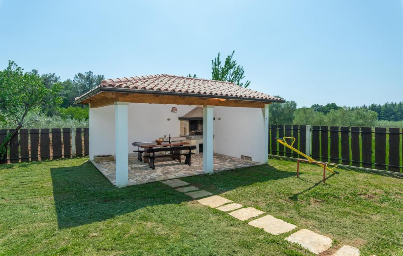 Spacious Four-Bedroom Villa Marija Klostar Eksteriør billede