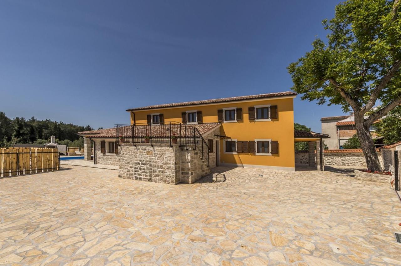 Spacious Four-Bedroom Villa Marija Klostar Eksteriør billede