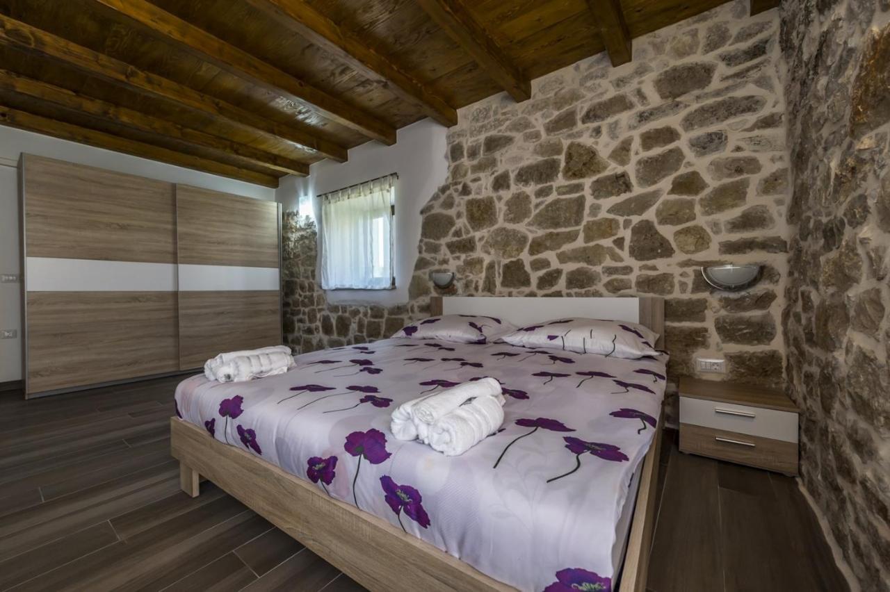 Spacious Four-Bedroom Villa Marija Klostar Eksteriør billede