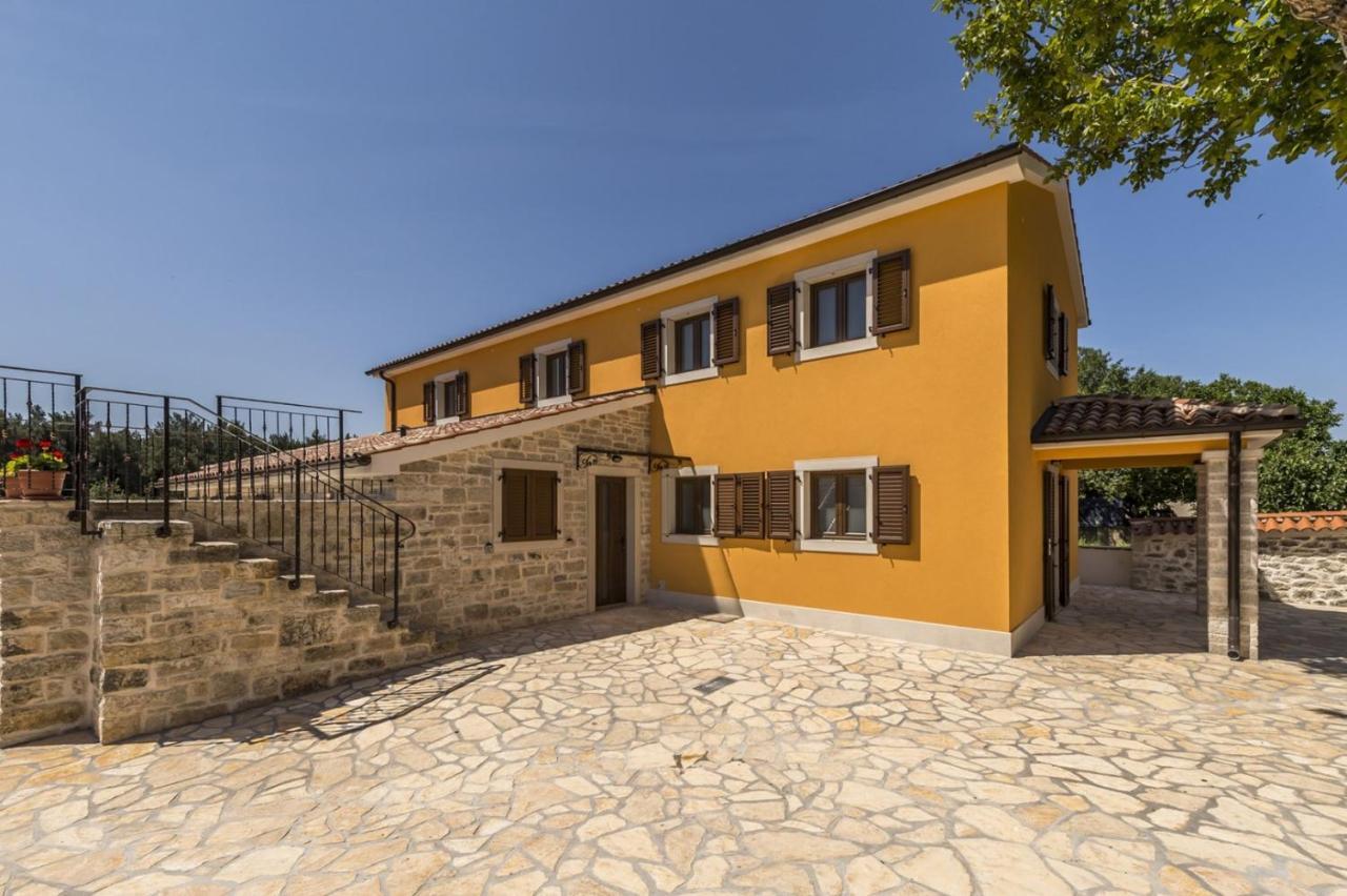 Spacious Four-Bedroom Villa Marija Klostar Eksteriør billede