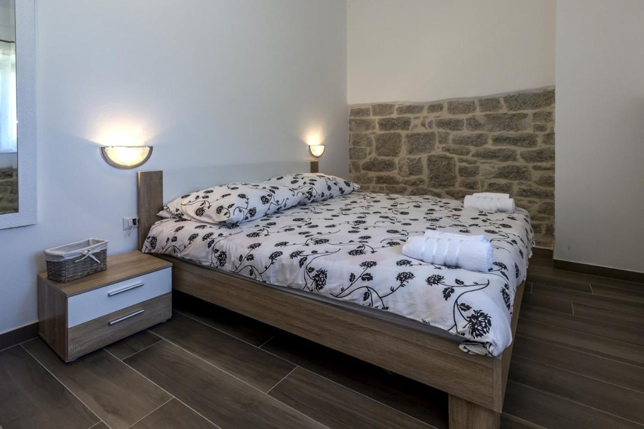 Spacious Four-Bedroom Villa Marija Klostar Eksteriør billede