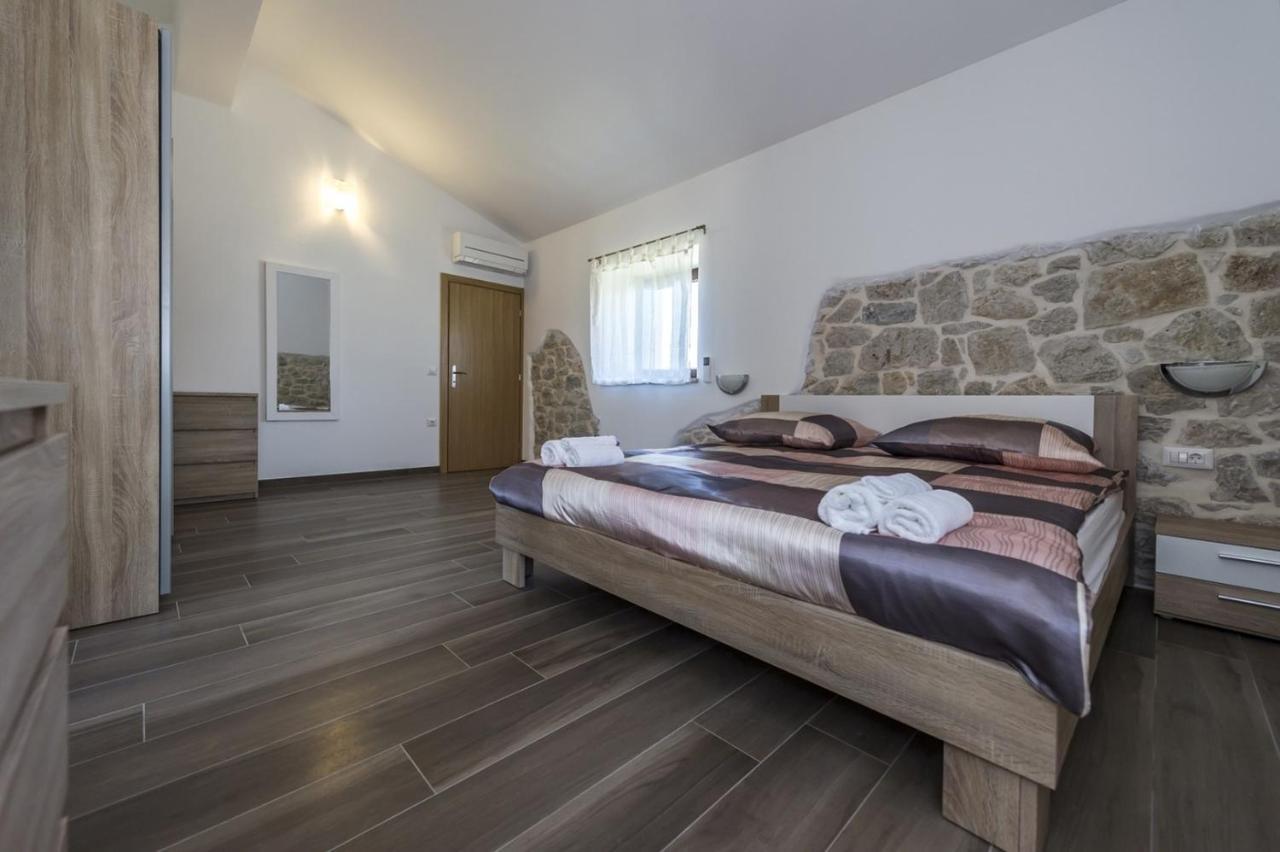 Spacious Four-Bedroom Villa Marija Klostar Eksteriør billede